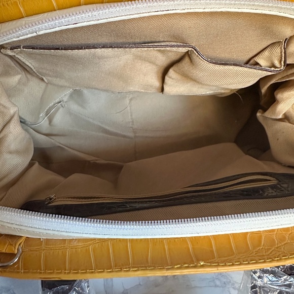 Victoria Collection Patchwork Handbag - Picture 7 of 8